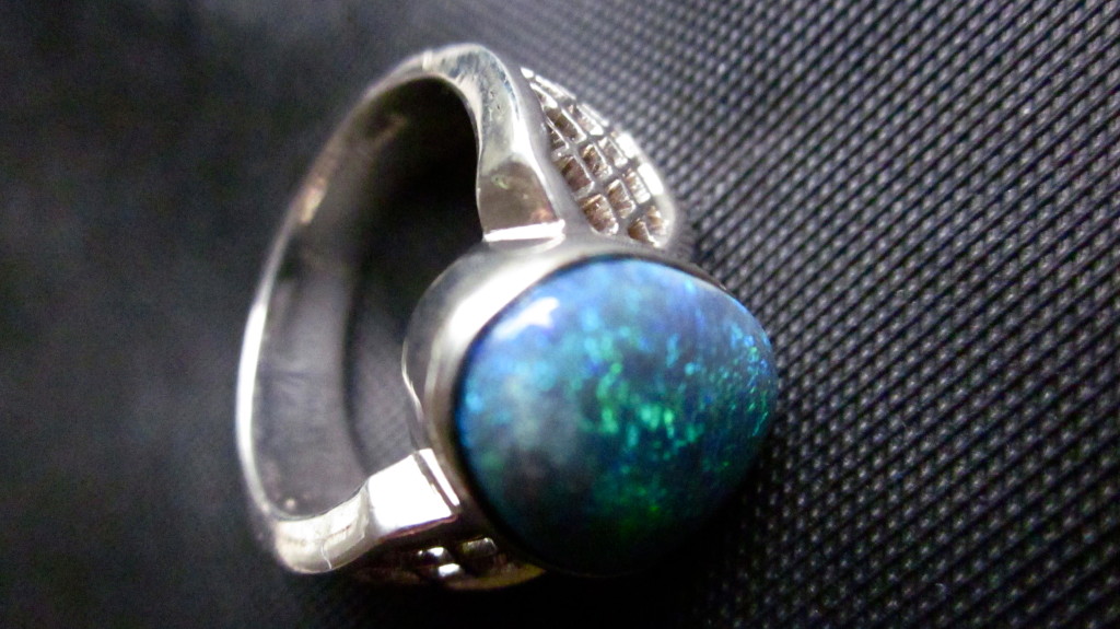 australian opal rings,custom Australian black opal rings ,silver opal ring
