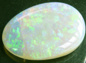 white opal,opal gemstone