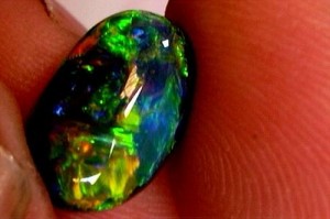 black opal, opal lightning ridge australian, black stone, opal blue green colors
