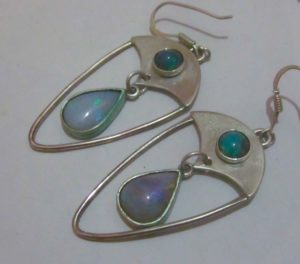 australian opal earring,opal rings,jewelry stores,opal,black opal, fire opal,opal stone, australian opal