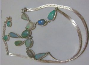 pendant with opal