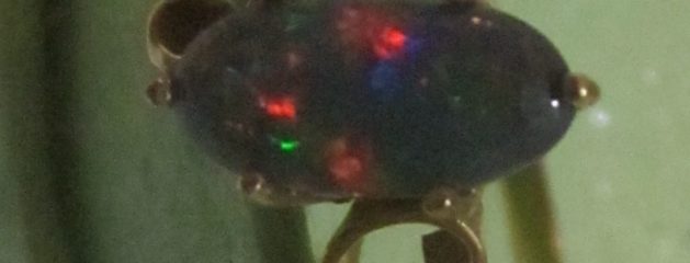 Opal jewelers Bangkok.