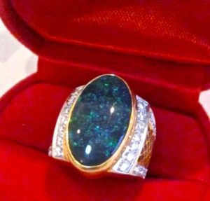 opal rings