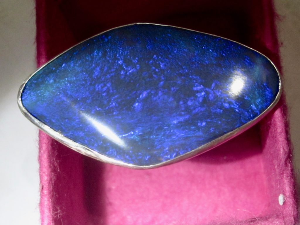 ring opal” width=