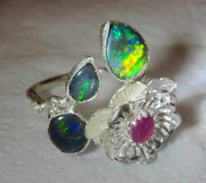 opal ring,jewellery with opal